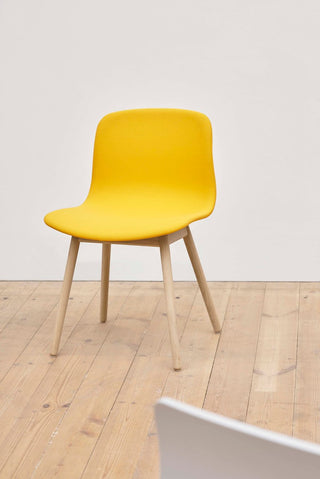 AAC 13-Bezoekersstoelen-HAY APS-Buro International