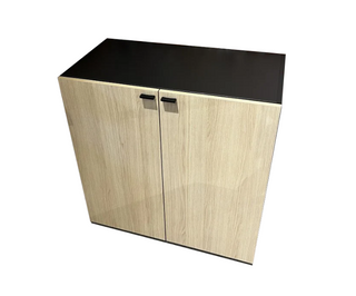 Melamine draaideurkast corpus zwart - Showroommodel-Showroom-/ outletmeubilair-BURO INTERNATIONAL NV-Buro International