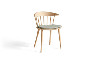 J104-Stoelen-HAY APS-Buro International