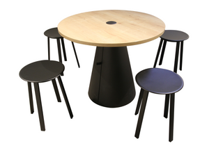 Set of chairs + table - Showroom models
