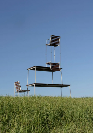 Traverse Dining table