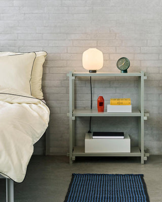 Woody shelf column low