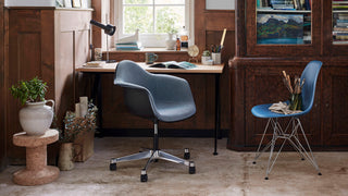 Vitra Eames Plastic Armchair PACC kuipstoel op wielen, productbeeld 7