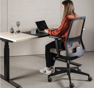 BiVo Active T-Zit Sta tafels-Buro International-Buro International