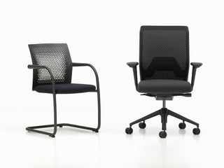 Vitra ID Visitor Air visitor chair and ID office chair in black with blue seat