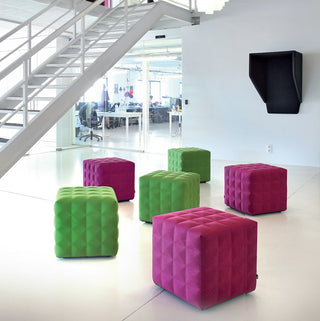 BuzziCube-Poef-BUZZISPACE NV-Buro International