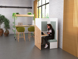 Buronomic Calme workstation pod with desk in Nebraska and white