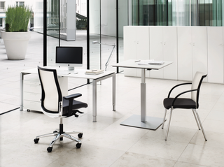 BASIC.4 bureau à plateau coulissant