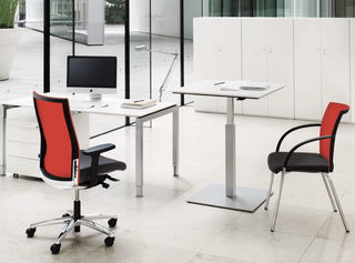 BASIC.4 bureau à plateau coulissant