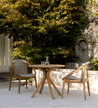 frida dining chair