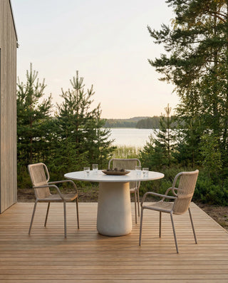 Ribbon dining armchair