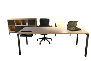 Complete desk set - Showroom model
