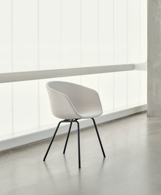 AAC 27-Bezoekersstoelen-HAY APS-Buro International